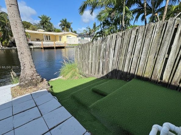 3801 NE 16th Ter, Oakland Park FL 33334
