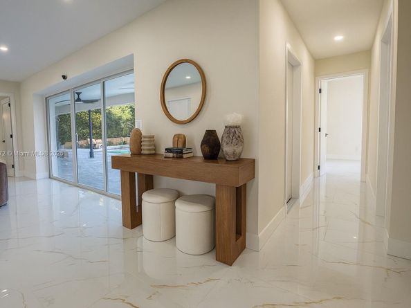 3801 NE 16th Ter, Oakland Park FL 33334