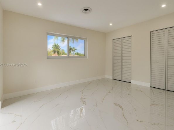 3801 NE 16th Ter, Oakland Park FL 33334