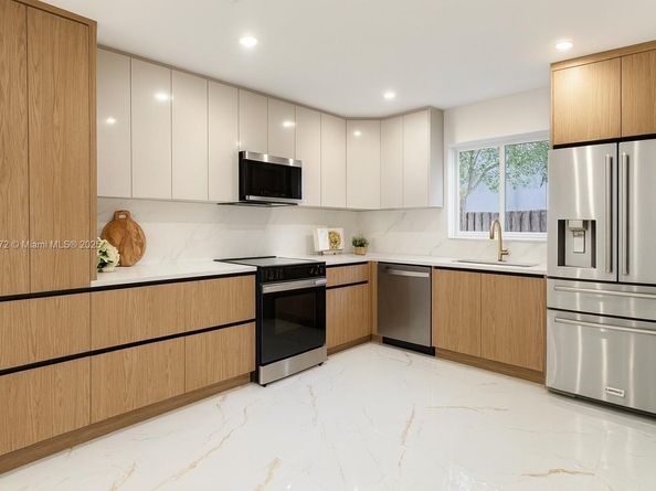 3801 NE 16th Ter, Oakland Park FL 33334