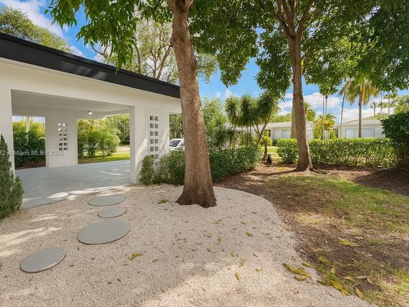 3801 NE 16th Ter, Oakland Park FL 33334