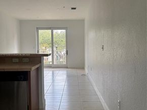 17710 NW 73rd Ave 20220, Hialeah FL 33015