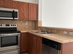 17710 NW 73rd Ave 20220, Hialeah FL 33015