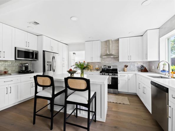 520 SW 12th Ct, Fort Lauderdale FL 33315