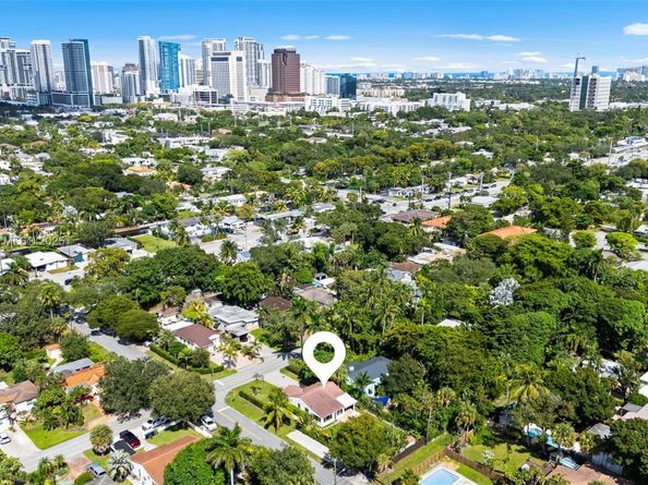 520 SW 12th Ct, Fort Lauderdale FL 33315
