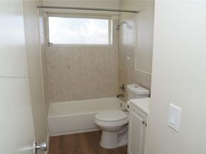 2405 NW 54th St, Tamarac FL 33309