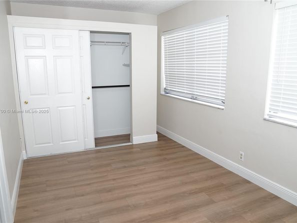 2405 NW 54th St, Tamarac FL 33309