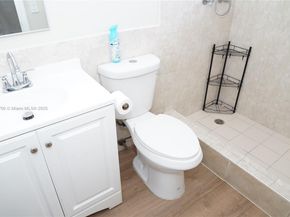 2405 NW 54th St, Tamarac FL 33309