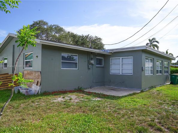 2405 NW 54th St, Tamarac FL 33309