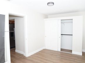 2405 NW 54th St, Tamarac FL 33309