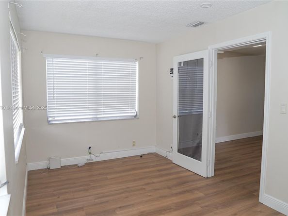 2405 NW 54th St, Tamarac FL 33309