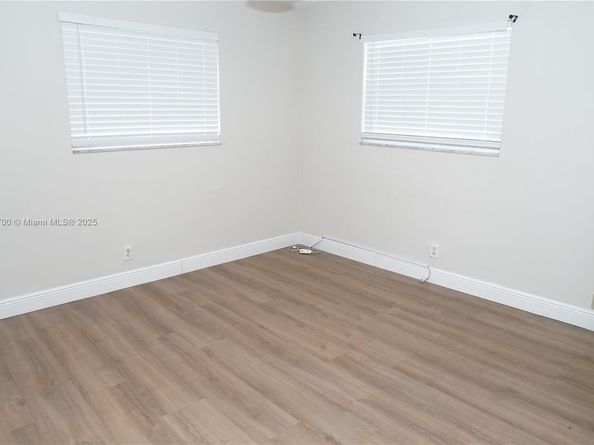 2405 NW 54th St, Tamarac FL 33309