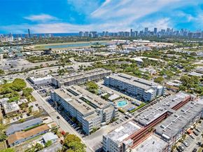 330 SE 2nd St 101G, Hallandale Beach FL 33009