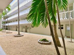 330 SE 2nd St 101G, Hallandale Beach FL 33009