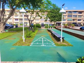330 SE 2nd St 101G, Hallandale Beach FL 33009