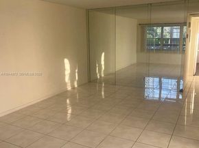 528 Mansfield M 528, Boca Raton FL 33434