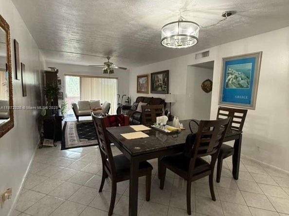 1200 Tallwood Ave 305, Hollywood FL 33021