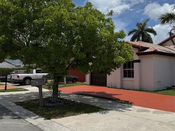 1107 NW 132nd Ct, Miami FL 33182