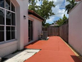 1107 NW 132nd Ct, Miami FL 33182