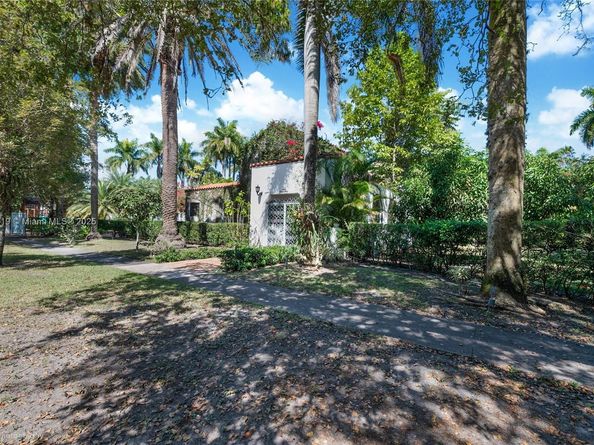 1624 Granada Blvd, Coral Gables FL 33134