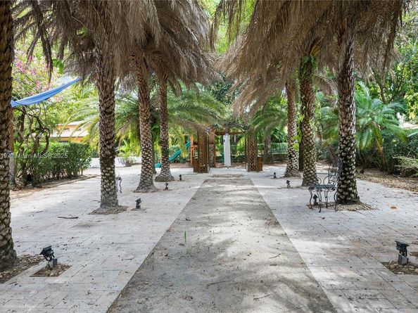 1624 Granada Blvd, Coral Gables FL 33134