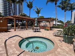 108 Lakeshore Dr 338, North Palm Beach FL 33408