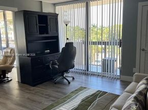 108 Lakeshore Dr 338, North Palm Beach FL 33408