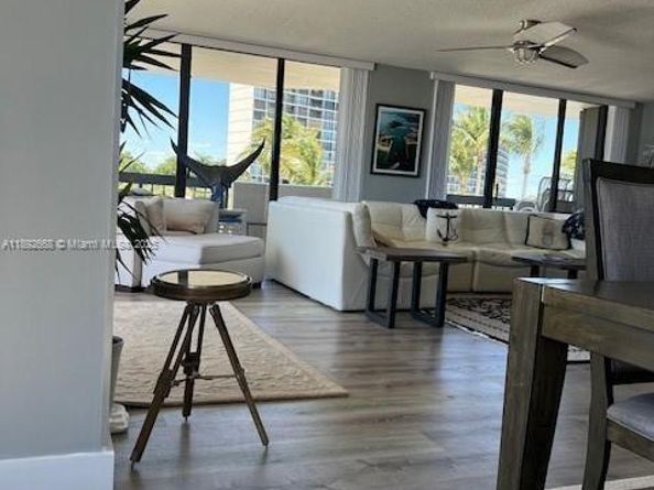 108 Lakeshore Dr 338, North Palm Beach FL 33408