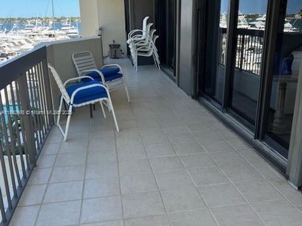 108 Lakeshore Dr 338, North Palm Beach FL 33408