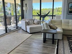 108 Lakeshore Dr 338, North Palm Beach FL 33408