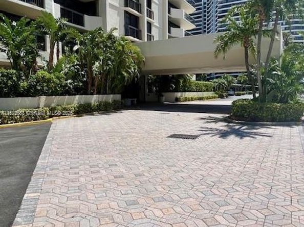 108 Lakeshore Dr 338, North Palm Beach FL 33408