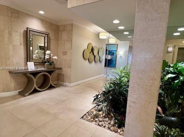 108 Lakeshore Dr 338, North Palm Beach FL 33408