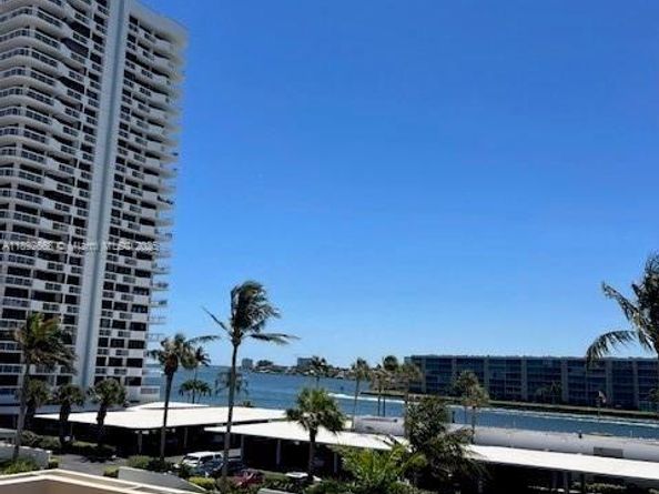 108 Lakeshore Dr 338, North Palm Beach FL 33408
