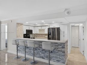 2655 Collins Ave 1407, Miami Beach FL 33140