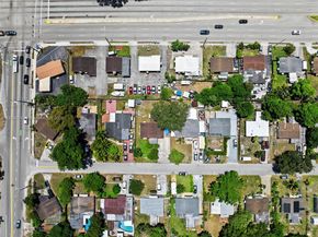5614 Hope St, Hollywood FL 33021