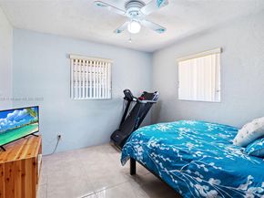 5614 Hope St, Hollywood FL 33021