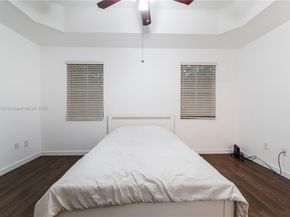 153 SE 28th Pl 7, Homestead FL 33033