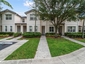 153 SE 28th Pl 7, Homestead FL 33033