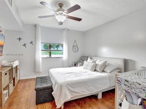 1532 Whitehall Dr 202, Davie FL 33324