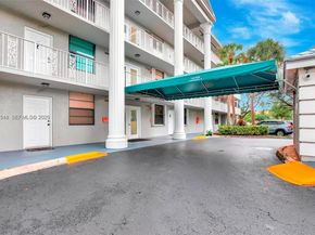 1532 Whitehall Dr 202, Davie FL 33324