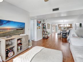 1532 Whitehall Dr 202, Davie FL 33324