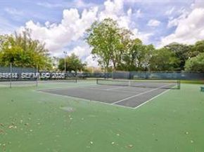 1532 Whitehall Dr 202, Davie FL 33324