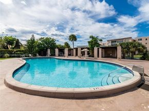 2860 Somerset Dr 210K, Lauderdale Lakes FL 33311