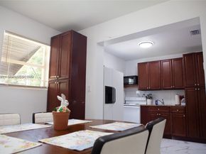 1821 Harding St, Hollywood FL 33020