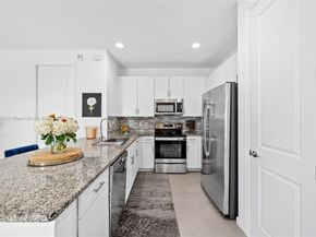 2184 NW 6th St, Fort Lauderdale FL 33311