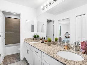 2184 NW 6th St, Fort Lauderdale FL 33311