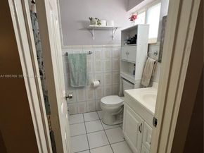 10382 SW 25th St, Miami FL 33165