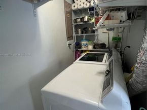 10382 SW 25th St, Miami FL 33165