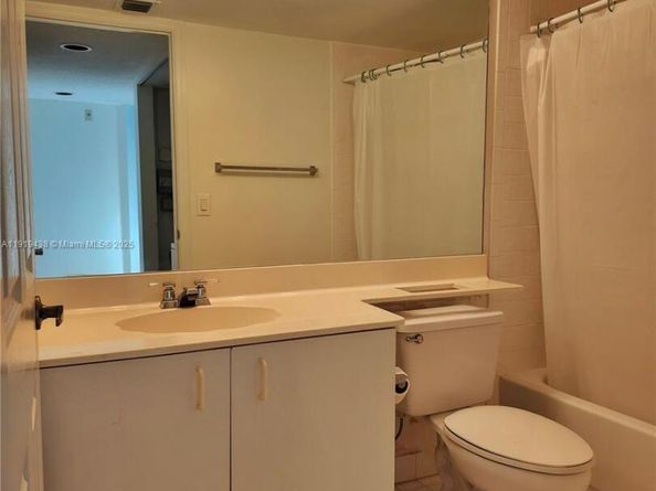 7852 Trent Dr 206, Tamarac FL 33321