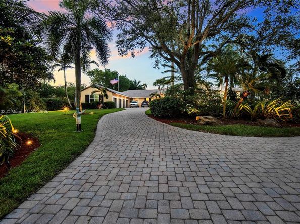 14211 Sunset Ln, Southwest Ranches FL 33330